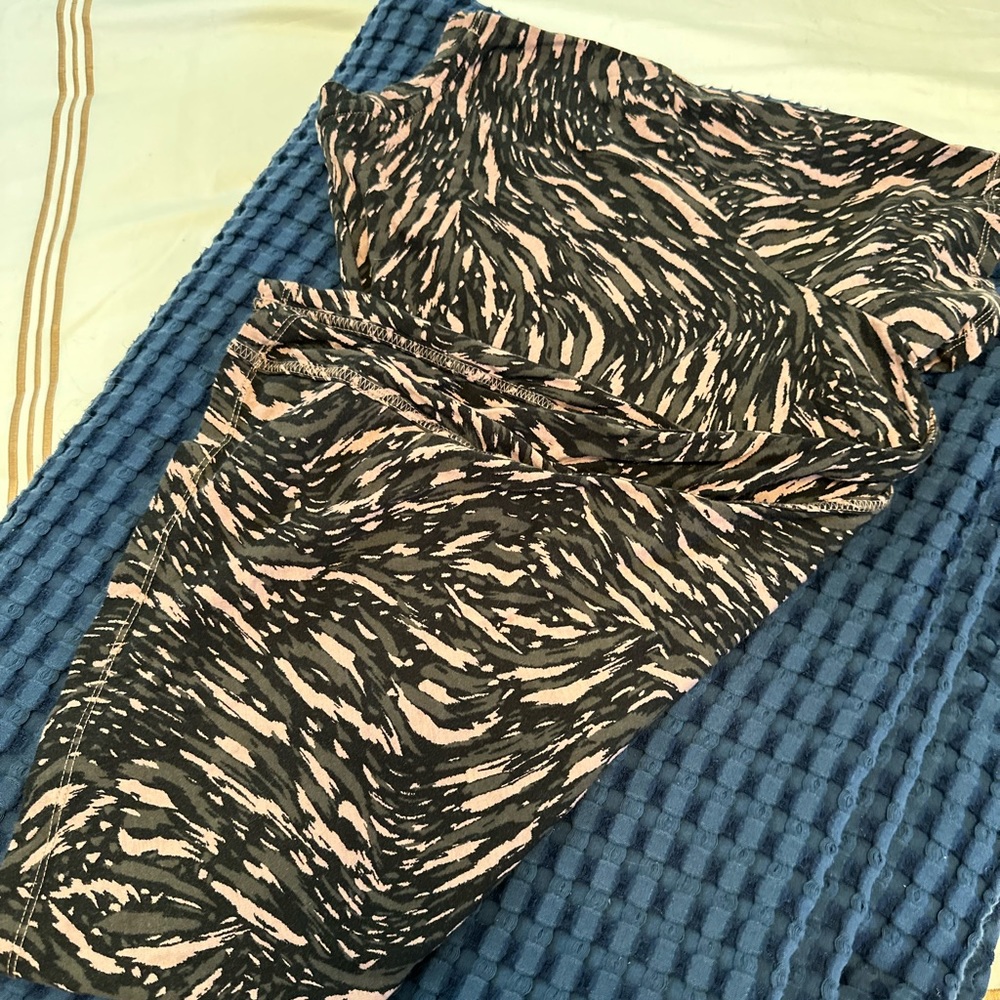 Athleta patterned cotton tee-size 3x